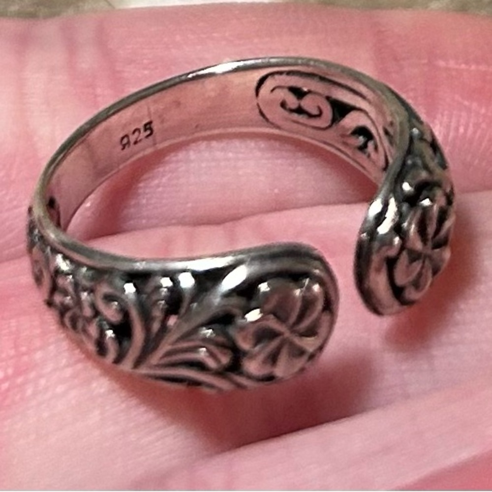 Bali Legacy Sterling Silver Floral Open Band Ring 3.10 Grams size 6.5